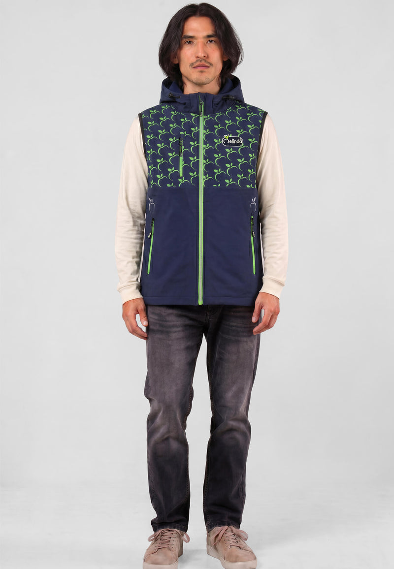 Gilet Softshell Melinda Collection, modello uomo, indossato per intero