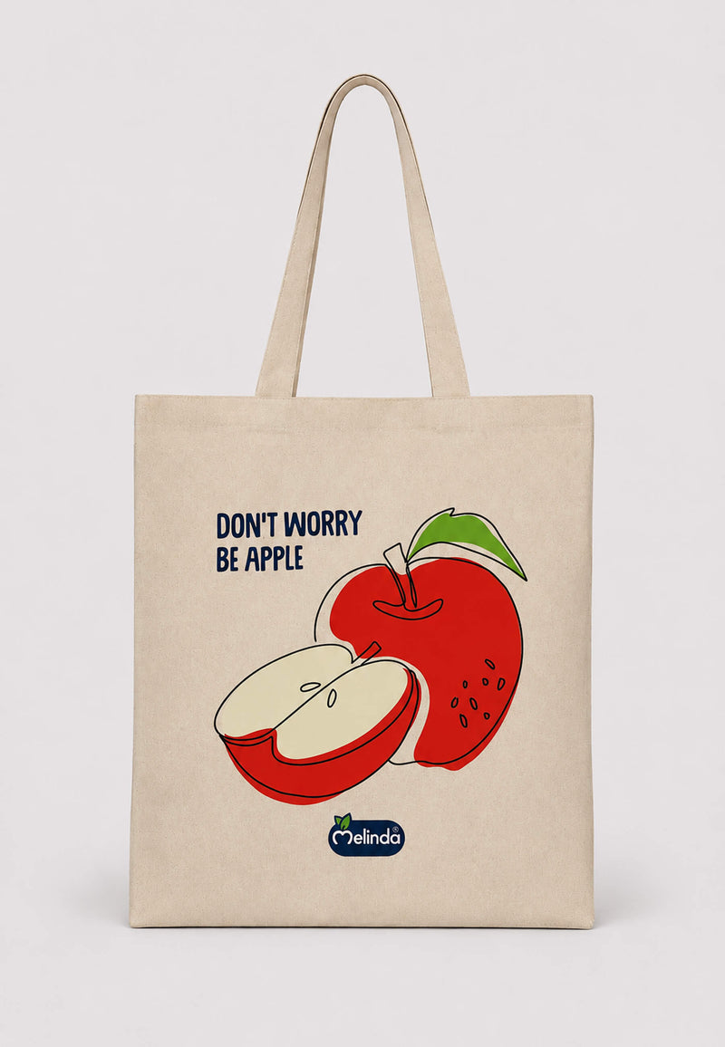 Tote Bag Organic Premium Melinda, stampa con mela rossa e scritta Be Apple, vista frontale