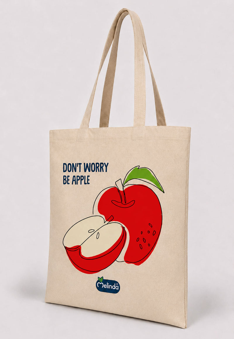 Tote Bag Organic Premium Melinda, stampa con mela rossa e scritta Be Apple, vista laterale