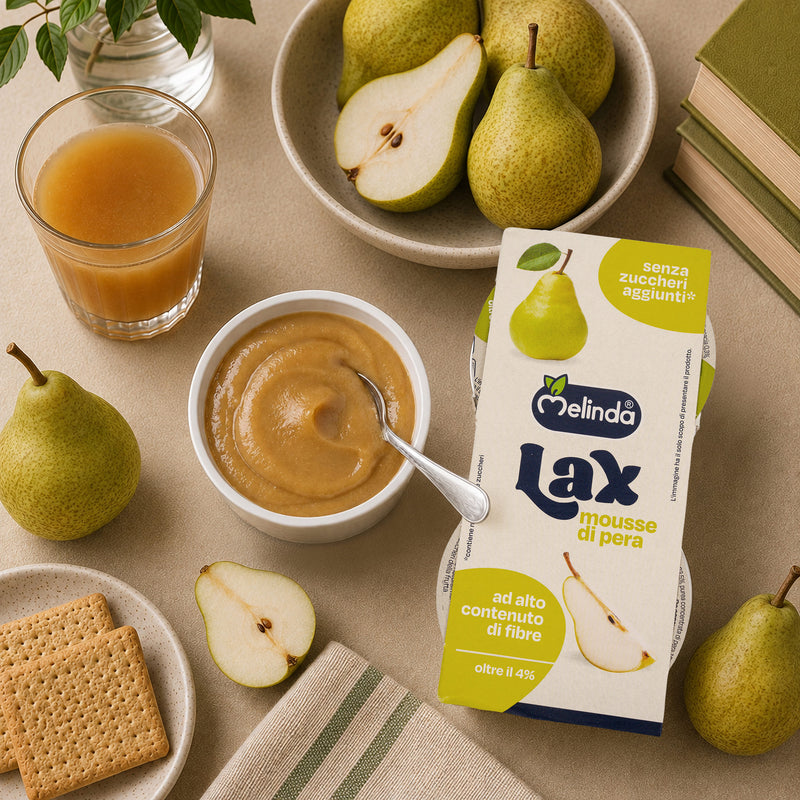 Lax Melinda al cucchiaio gusto pera ambientato con la frutta