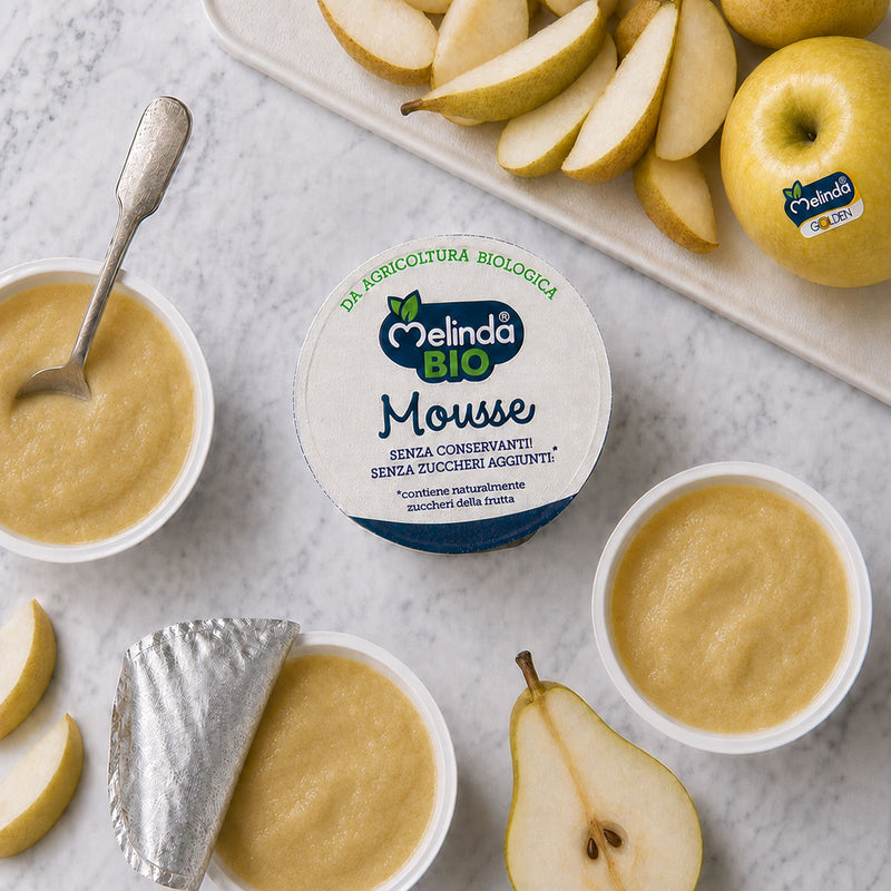 Mousse BIO Melinda gusto pera servita con frutta fresca